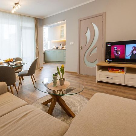 Happy Lazur Apartment Бургас Екстериор снимка